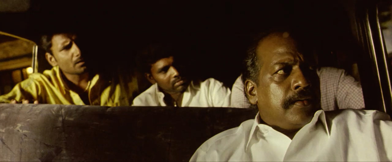 Pudhupettai 2006 WebRip [Tamil] 480p 720p ESub Screenshot