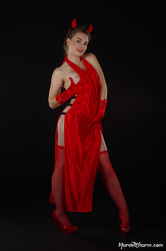 MarvelCharm_Monica-Halloween-2016-054