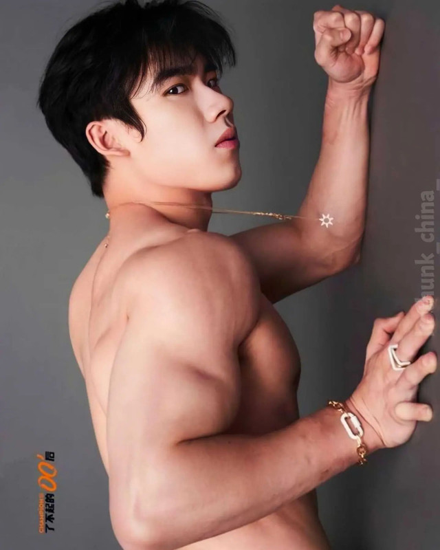 Photo by Chinese hunks 全球華男 on July 26, 2023.