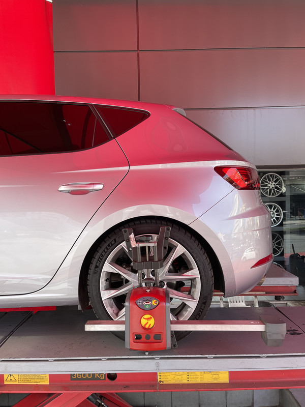 90F29FA1-3305-4A97-BF94-9DE20258E07A