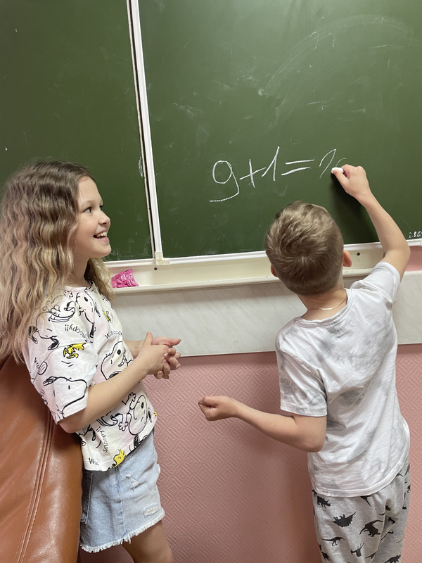 6731910F-AB86-4FB0-8A93-1726373B484A