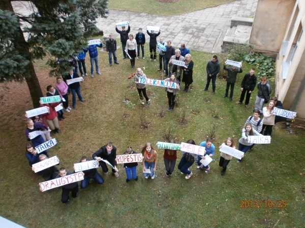 Kauno Versvu vid. mokykla 9a,b kl.2 (600 x 450)