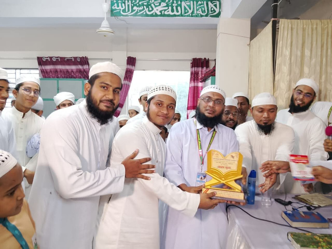 সংবাদ-সংক্রান্ত ছবি