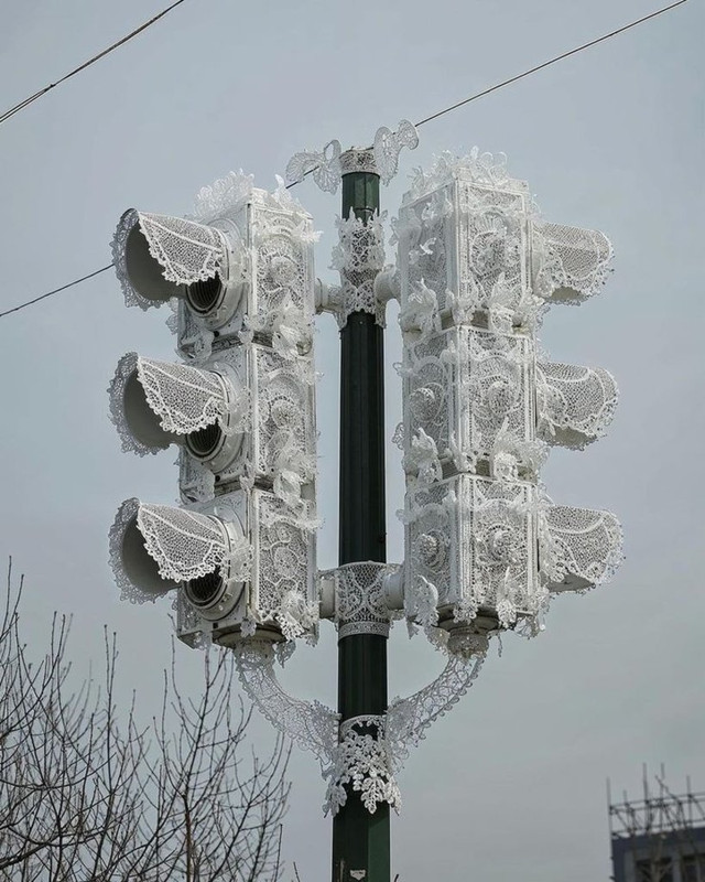 white-lace-traffic-lights.jpg