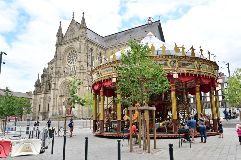 10 días de verano en la Bretaña francesa - Blogs de Francia - Día 2: Rennes (1)