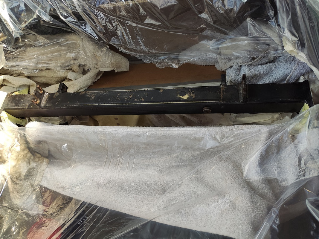 paint chasis beam (before)