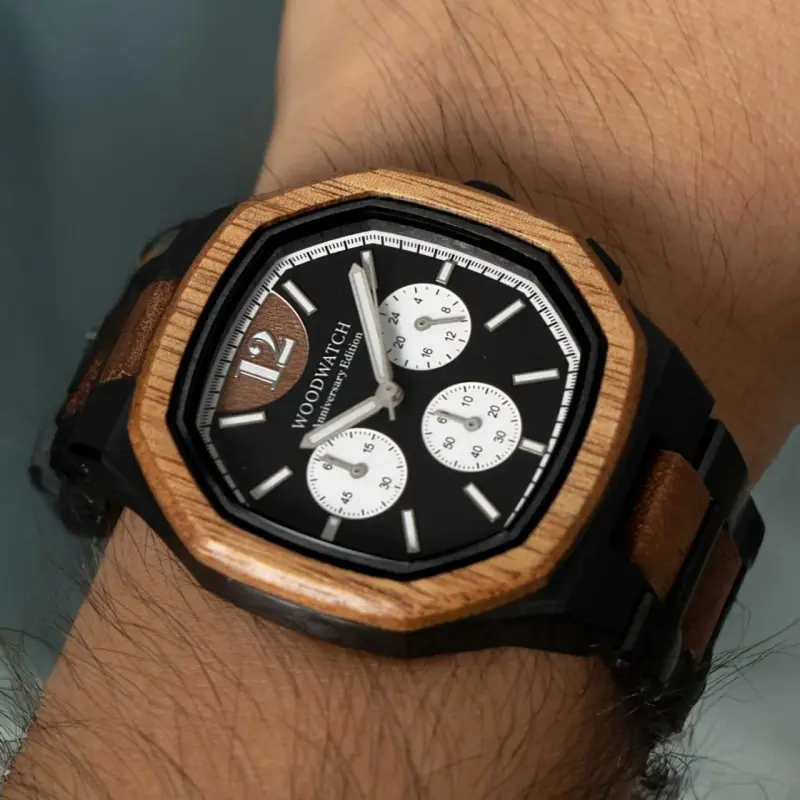 Wood-Watch-Carver-minimalistische-Herrenuhr-einzigartiges-40.-Geburtstagsgeschenk-für-ihn