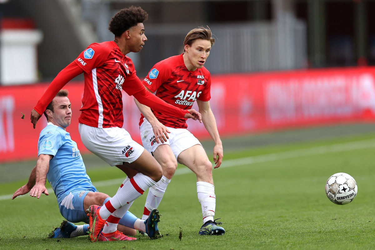 AEK Larnaca vs AZ Alkmaar, 02h00 ngày 03/10