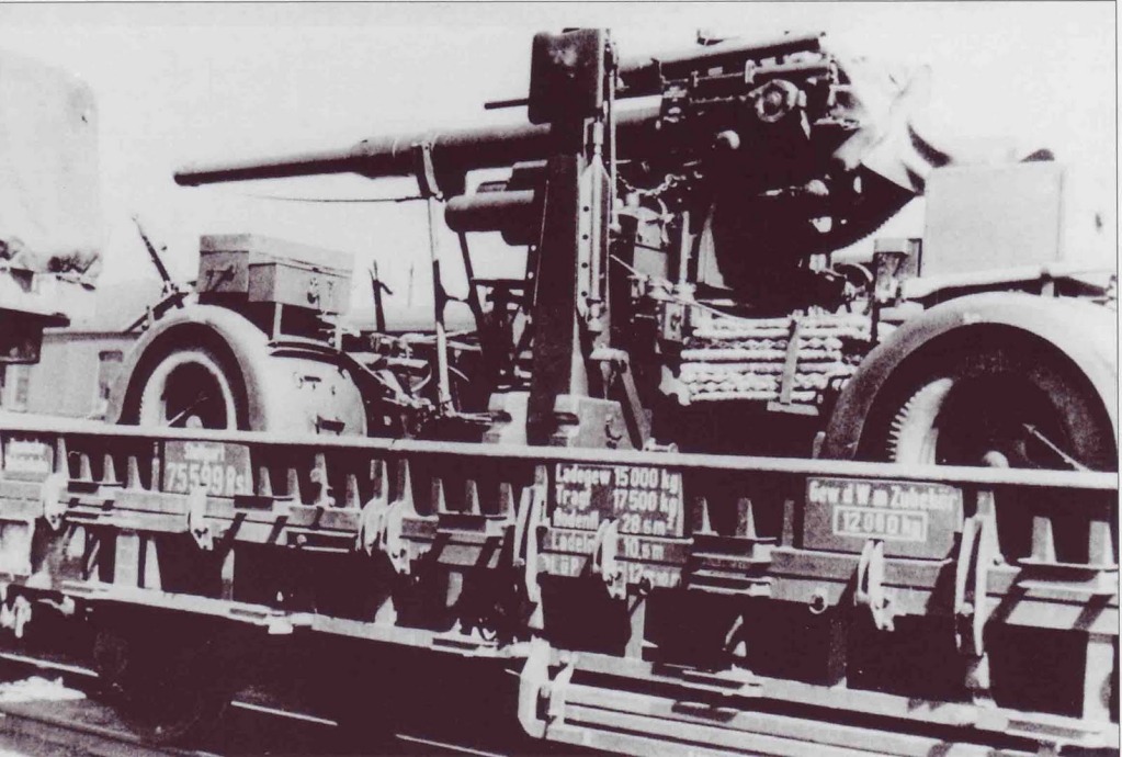 Un Flak 88 siendo transportado a Frente Ruso, 1942