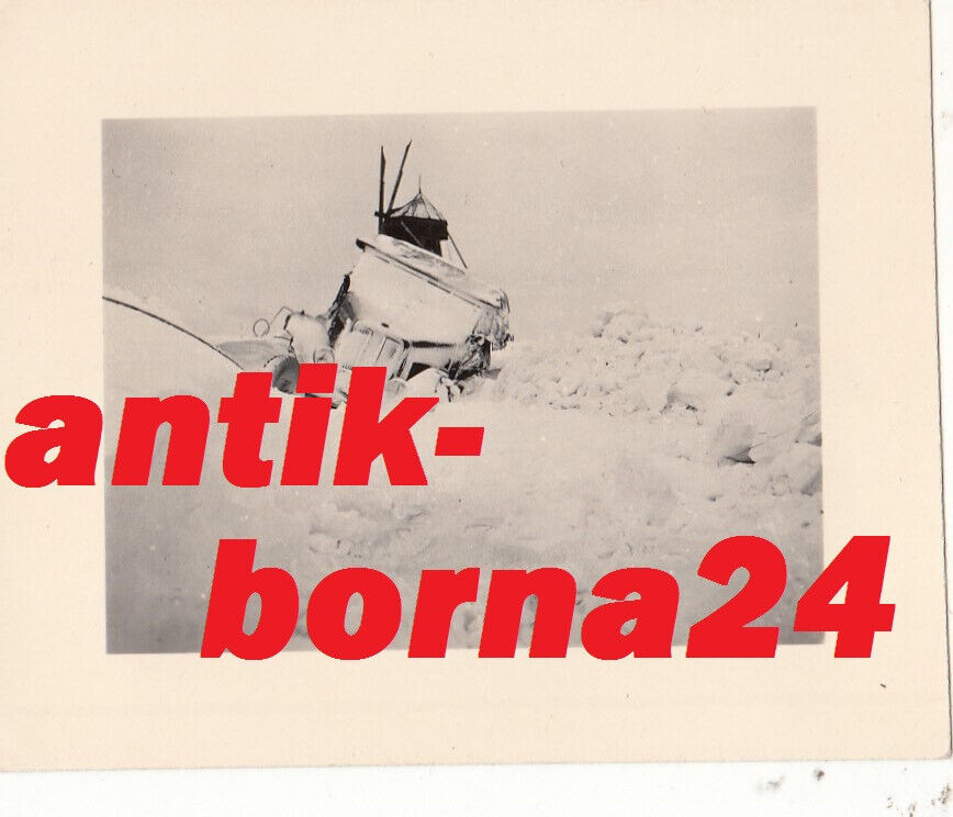 Foto WH Soldat Kfz PKW Kübel vor Windmühle windmill Winter Ostfront Einsatz