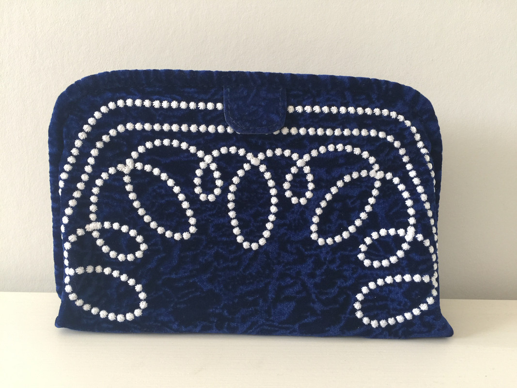 0A85B9AA-D164-438B-A354-A7BEE4961E97