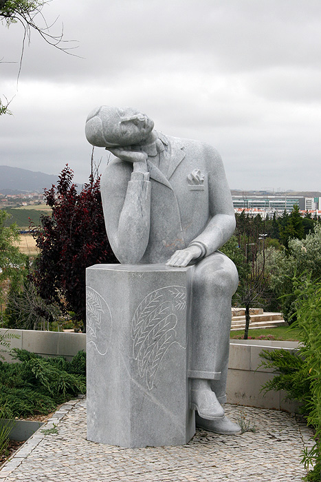 7770310-117853174485