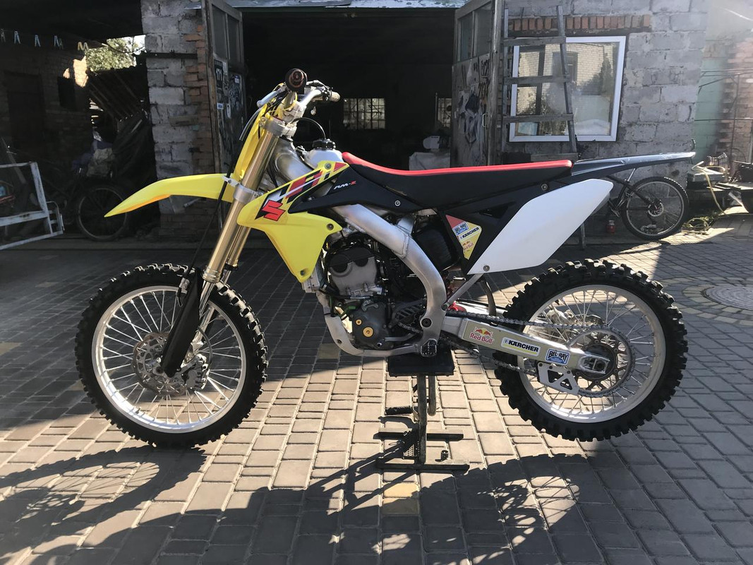 D89C9C36-B869-4315-850D-EEB720D1BAFE