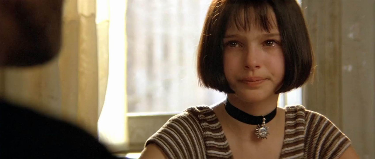 Léon: The Professional 1994 BluRay [Hindi + Tamil + English] 480p 720p 1080p ESub Screenshot