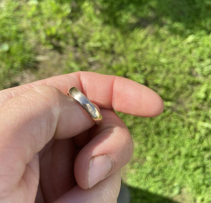 AFE8C026-5150-4F74-9B5D-5230E76A68CF