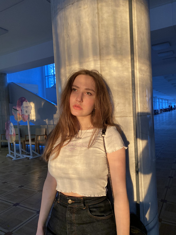 0FCE76DF-F9B1-4045-B3B3-2364526BFC12