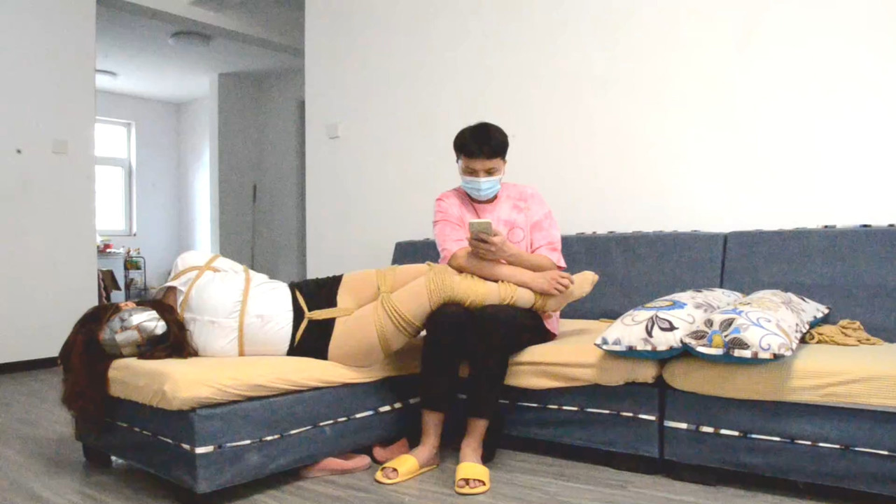 得意客 定制弟弟给姊姊的教训.mp4_20210523_185302.350