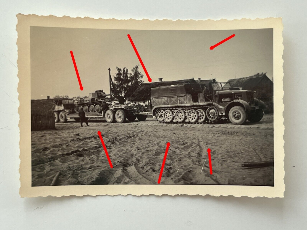 Foto Litauen, Halbkette mit Panzer in Orany, Varėna, 5. Infanterie Division