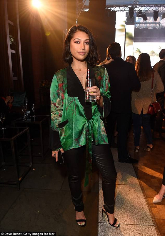 4B42B7A500000578-5627327-image-a-128_1524000471674