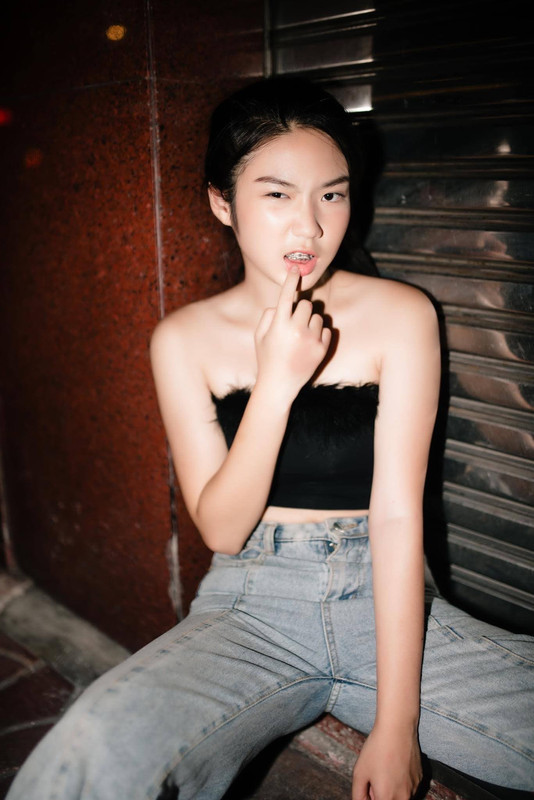 2879AC7E-BE54-4874-A62D-0570F52A4E98