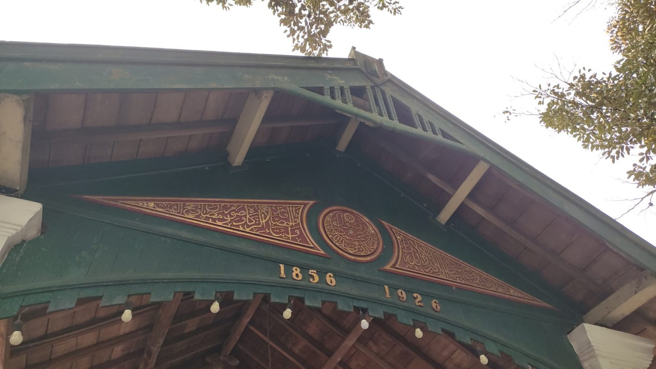Bangunan Masjid Gedhe Mataram Kotagede, tempat wisata religi sekaligus sejarah di Jogja.
