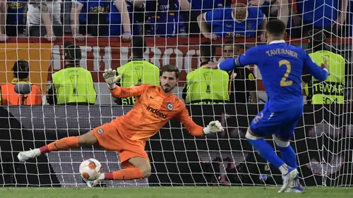 Gol Penalti James Tavernier untuk Rangers