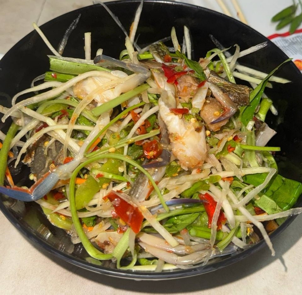 Bok lhong បុកល្ហុង
