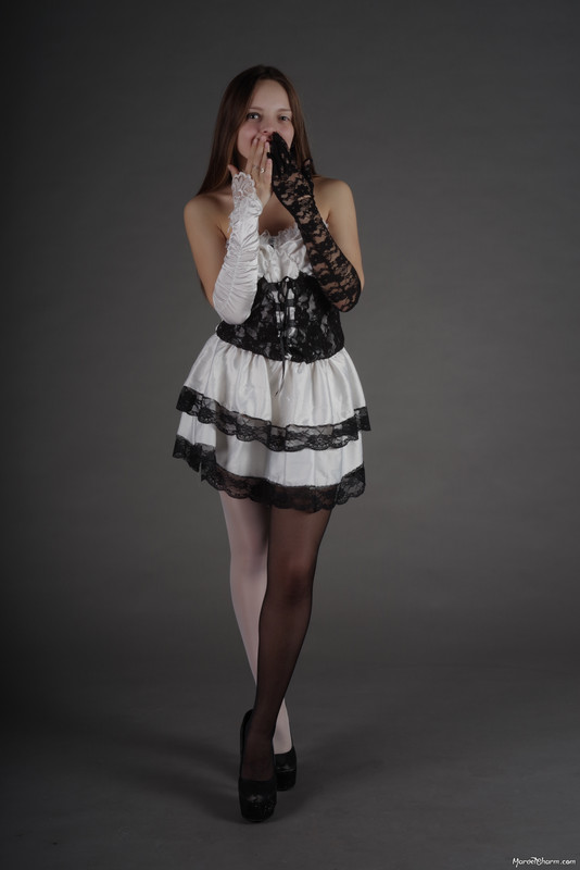 MarvelCharm_Nika-Light-Dark-087