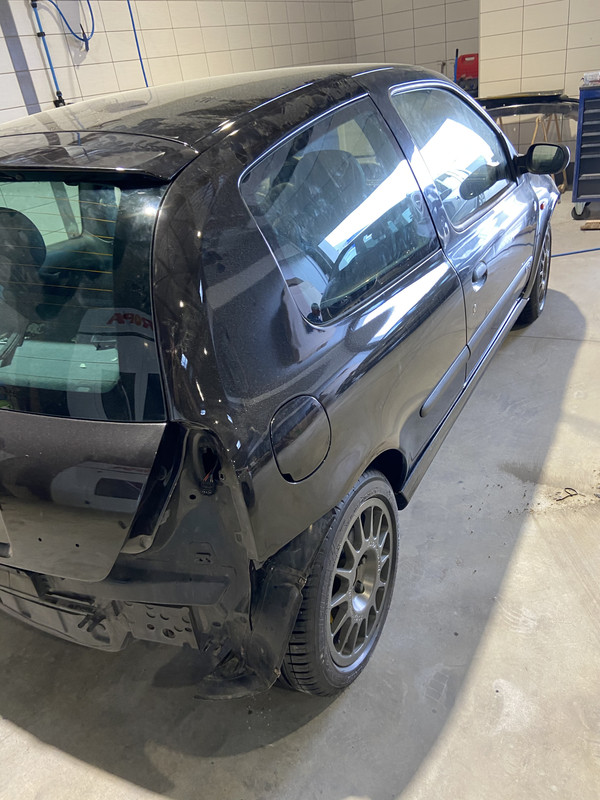 D006CC9B-98E0-459B-946C-F6F7EE22B195