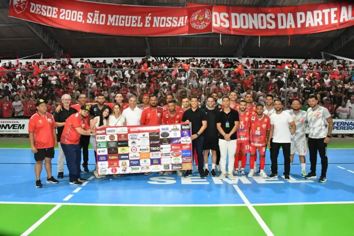 Torcida lota o Medeirão e vibra com estreia emocionante do Miguelense 2025