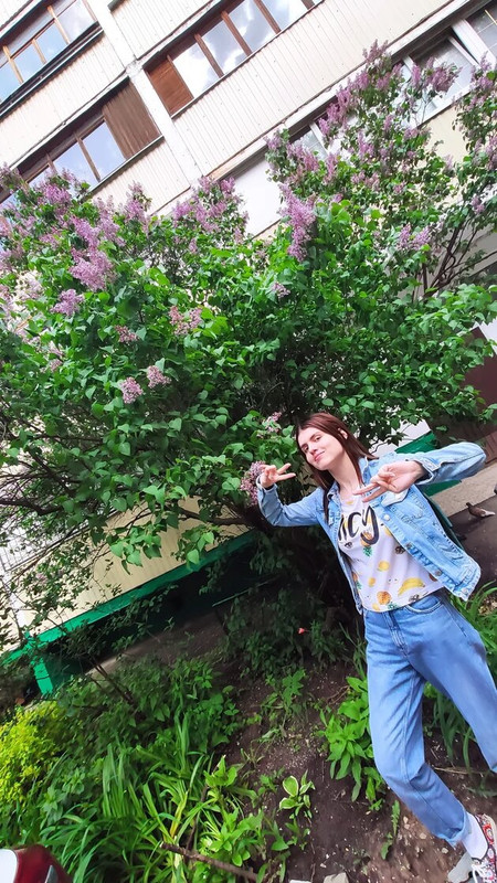 F210A3EE-75EC-413A-A7AF-A4B96AF681A6