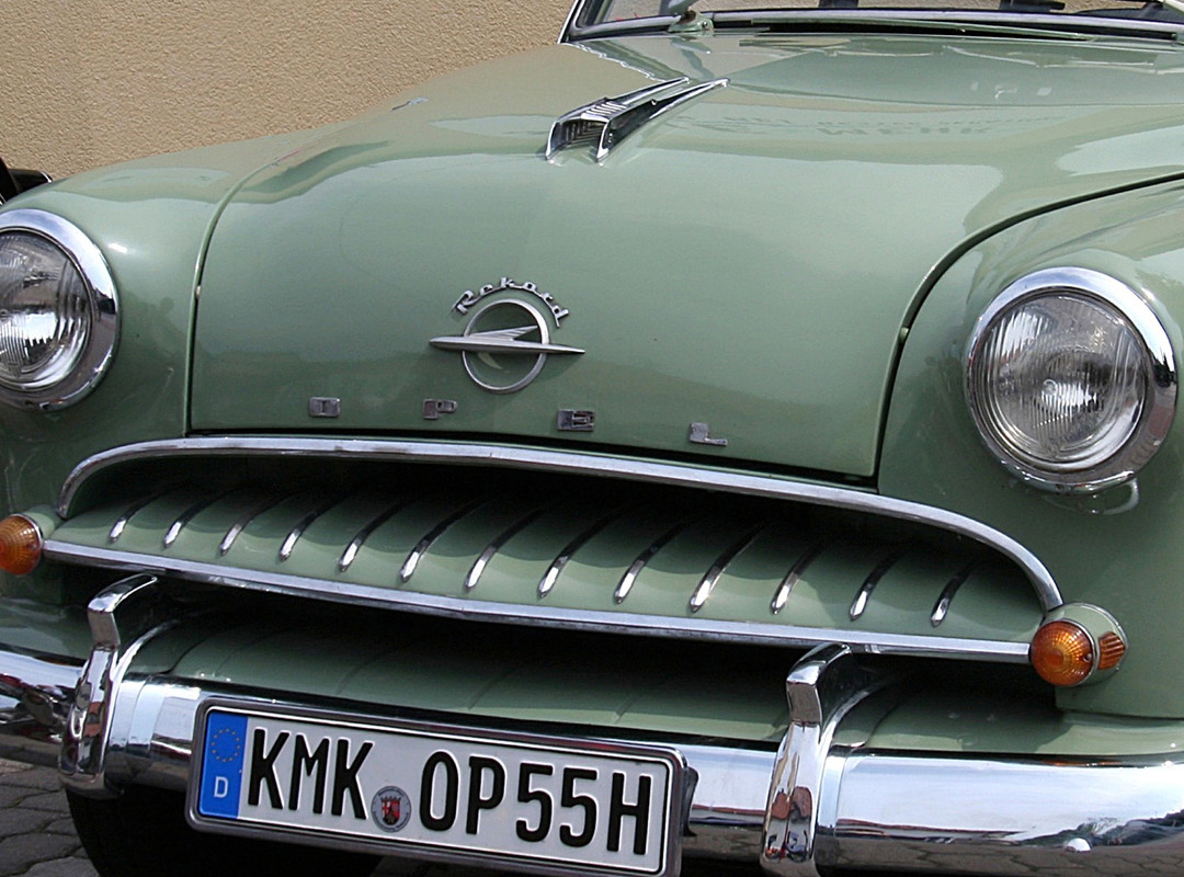 logo Opel Olympia Rekord