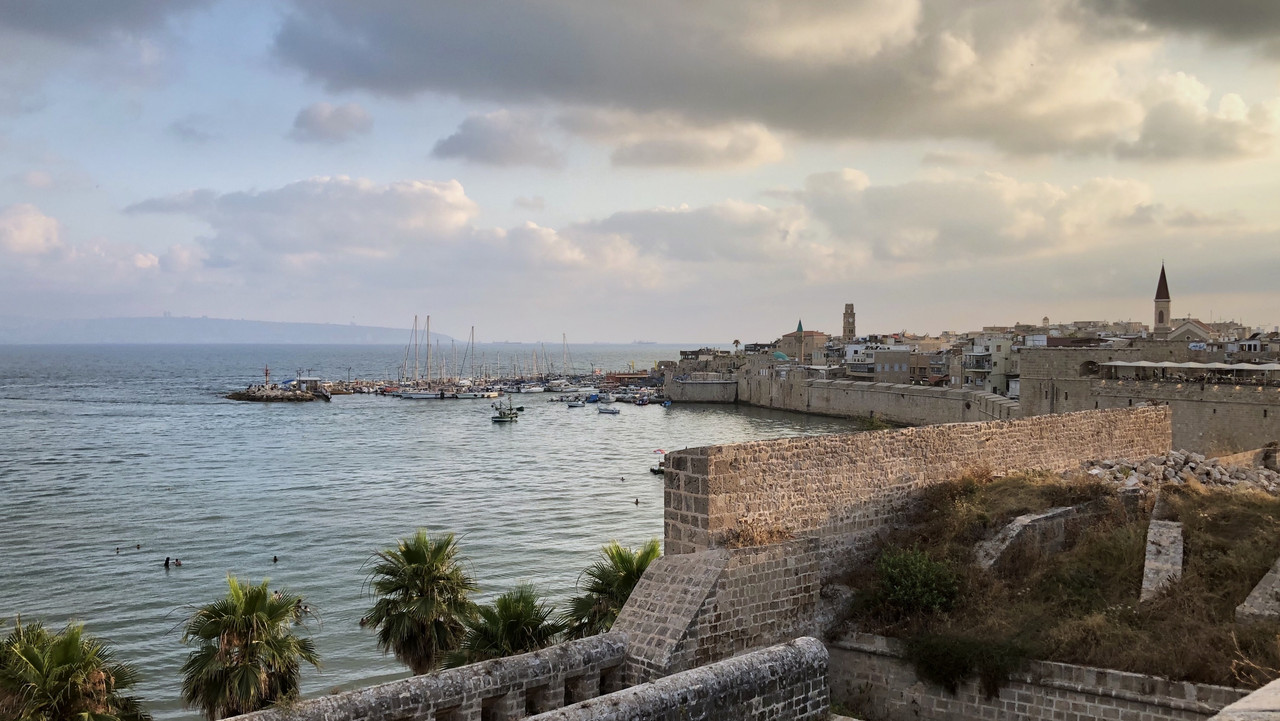 8E00A4D7-A04F-4AA1-924B-4769DD85A2B7