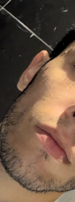 3C0C1E4F-E3B5-4569-AACB-C6F69EE41514