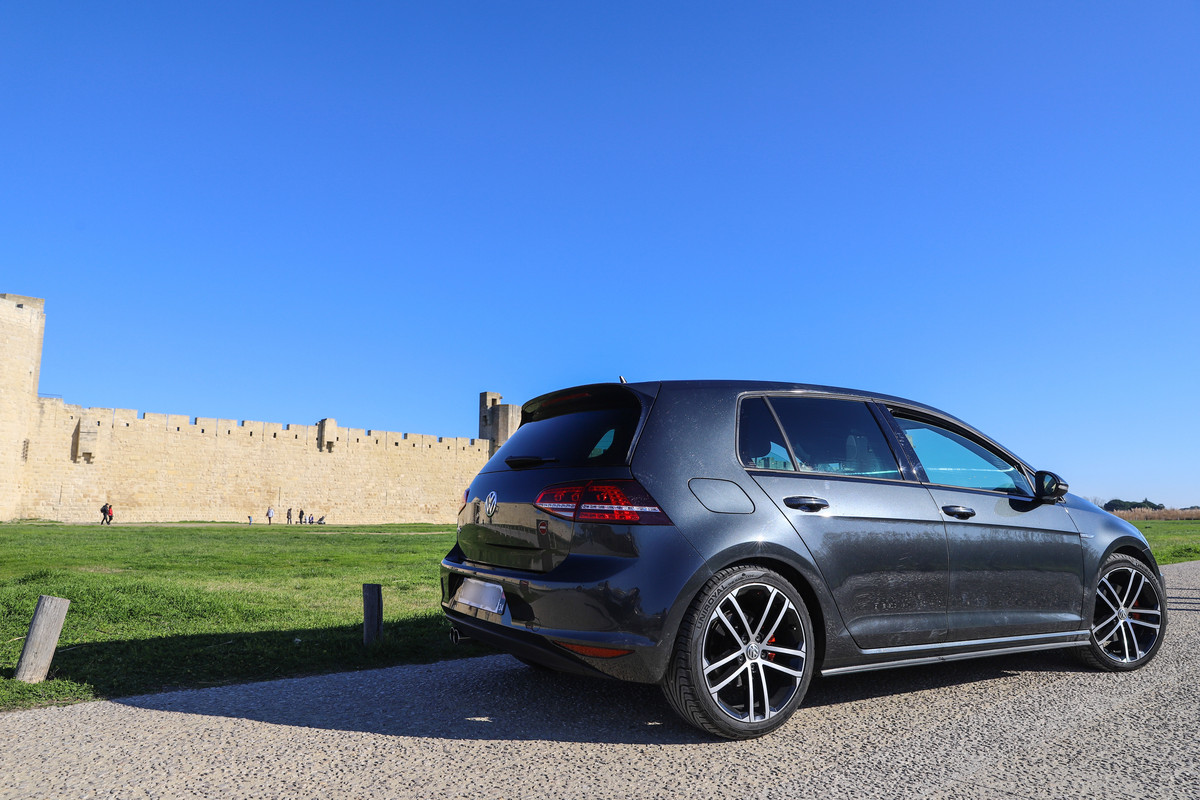 7B15D2BD-C334-497B-9DCE-B23C734702E1