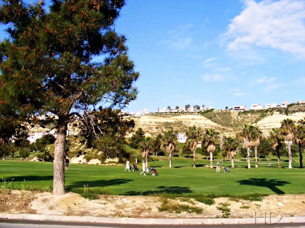 Casa-Golf-course-Spain-HD.jpg