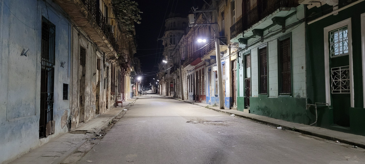Внезапная поездка. Cuba, tengo un hambre de pingon! Варадеро-Гавана.  Конец декабря 2024