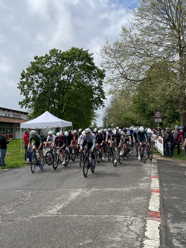 85657B37-8618-4256-BD9D-7756BE124199_1_102_o