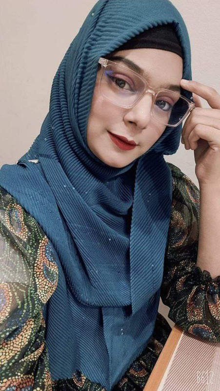 photo 6224430514656364690 y