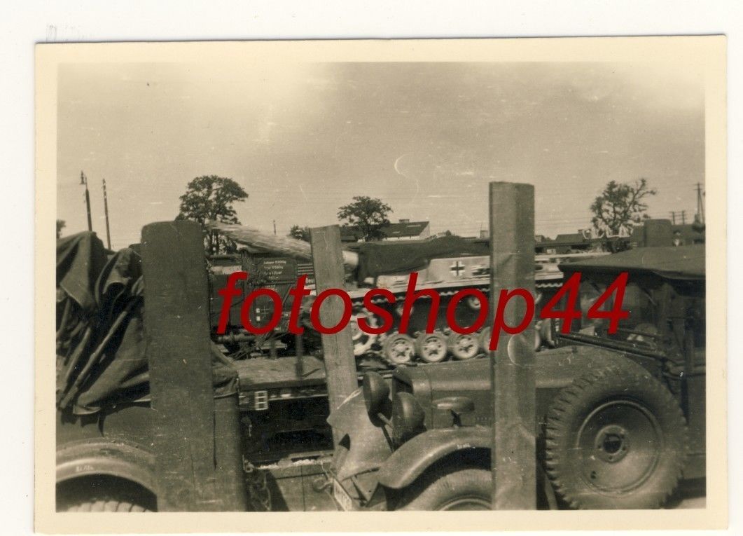 WH Panzer Sturmgeschütz Sturmhaubitze 42 10,5-cm