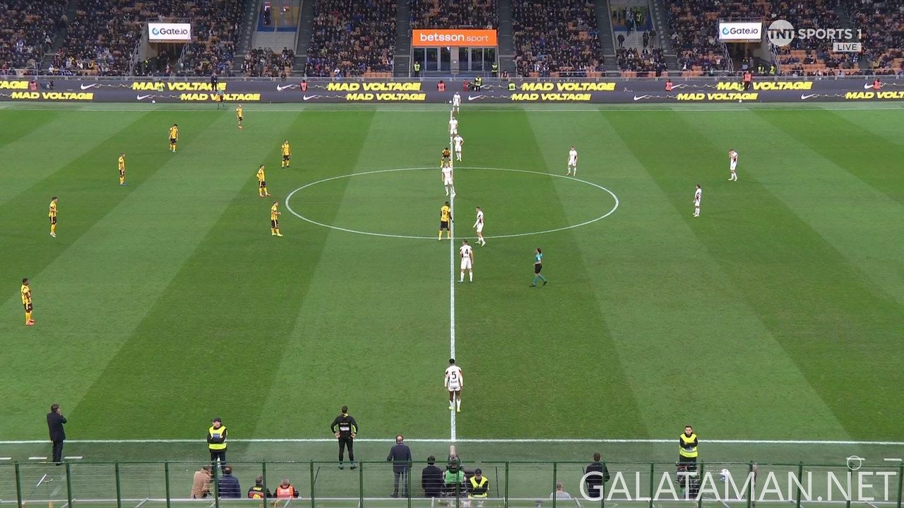 [Image: 11-03-20-25-00-TNT-Sports-1-FHD-Inter-Mi...14-573.jpg]