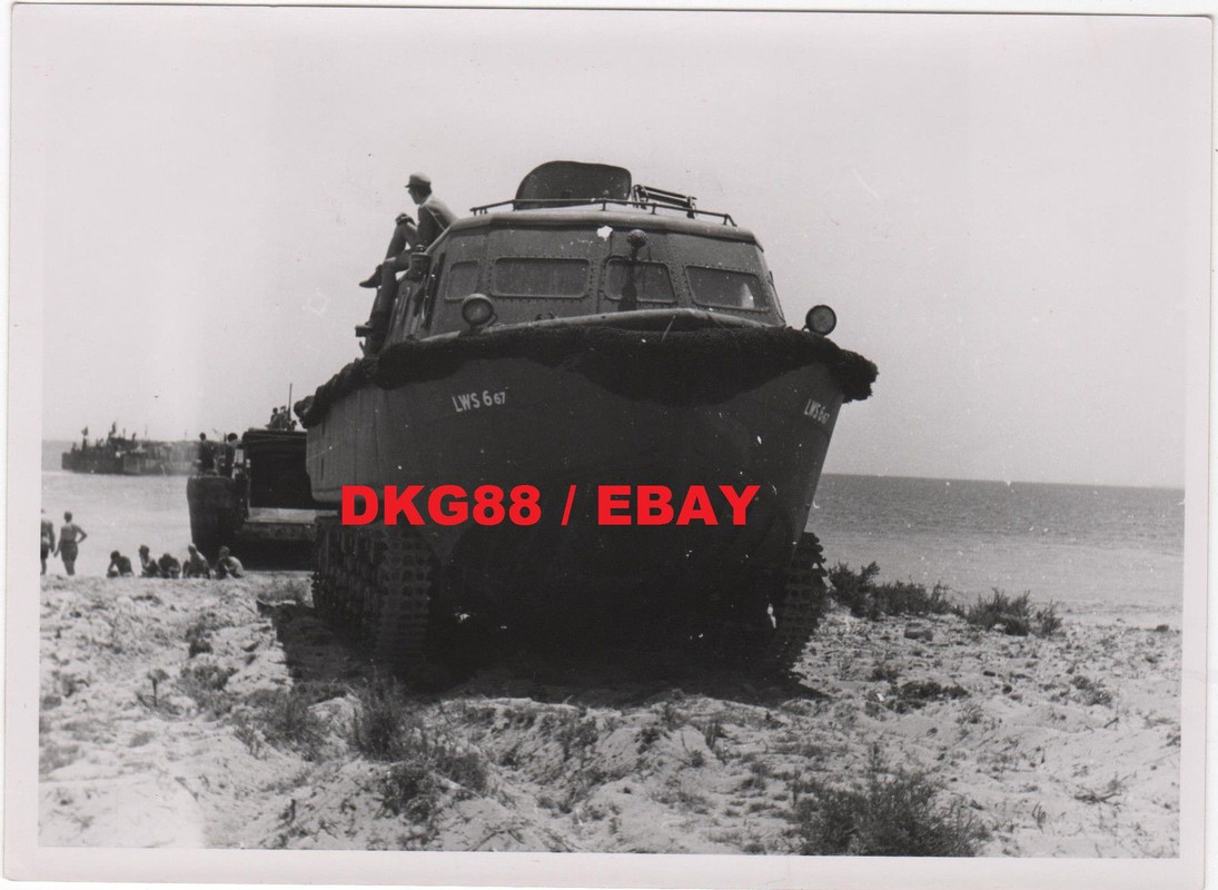 Land-Wasser-Schlepper LWS Afrika mai 42 (1)