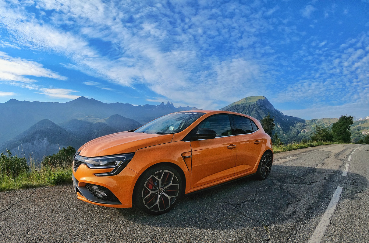 74D84310-A105-4F99-B1BE-A10A5E5795FF