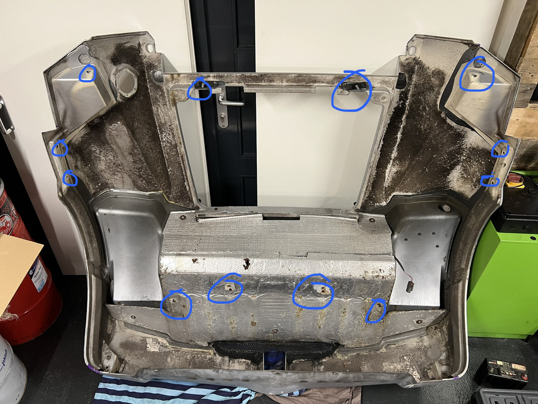 E4BCB30E-7CFD-406D-968A-5154D1BC0352