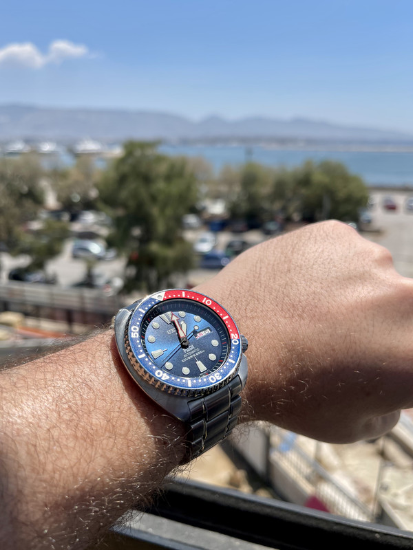 37504464-1E3B-4694-8AD2-AB5ECE8BD9EF