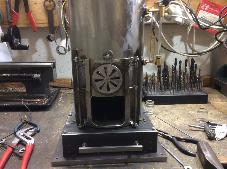 3165FA2C-87C3-4EAF-9CC4-4FB534C3C5CD