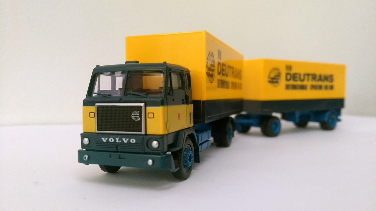 Mach (2718)