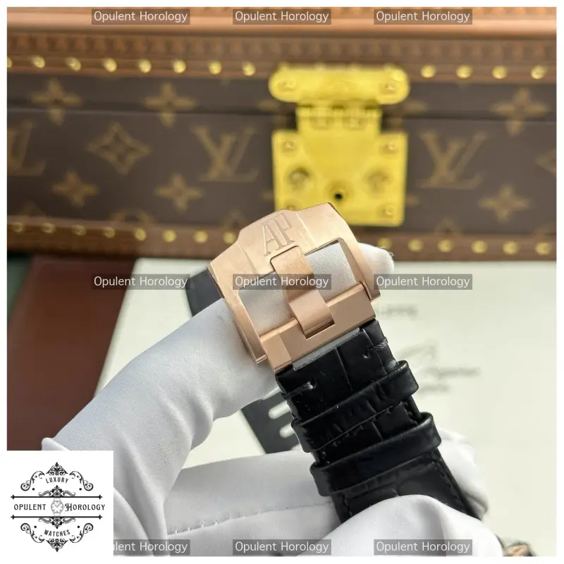 AP Royal Oak Offshore Chronograph Replica | 43mm Titanium Blue Dial Calibre 4401