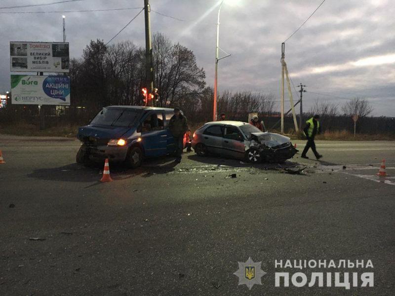 Серьезная авария на выезде из Харькова. Есть жертвы (фото)