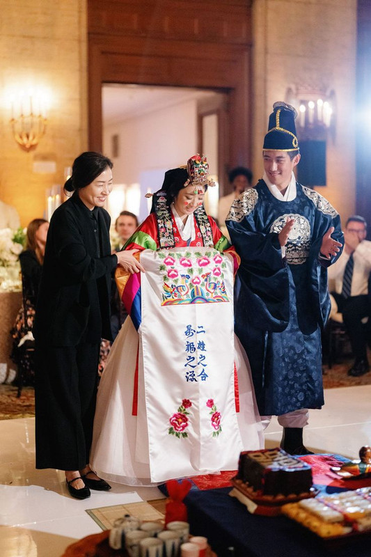 A Romantic Korean Catholic Wedding in Los Angeles